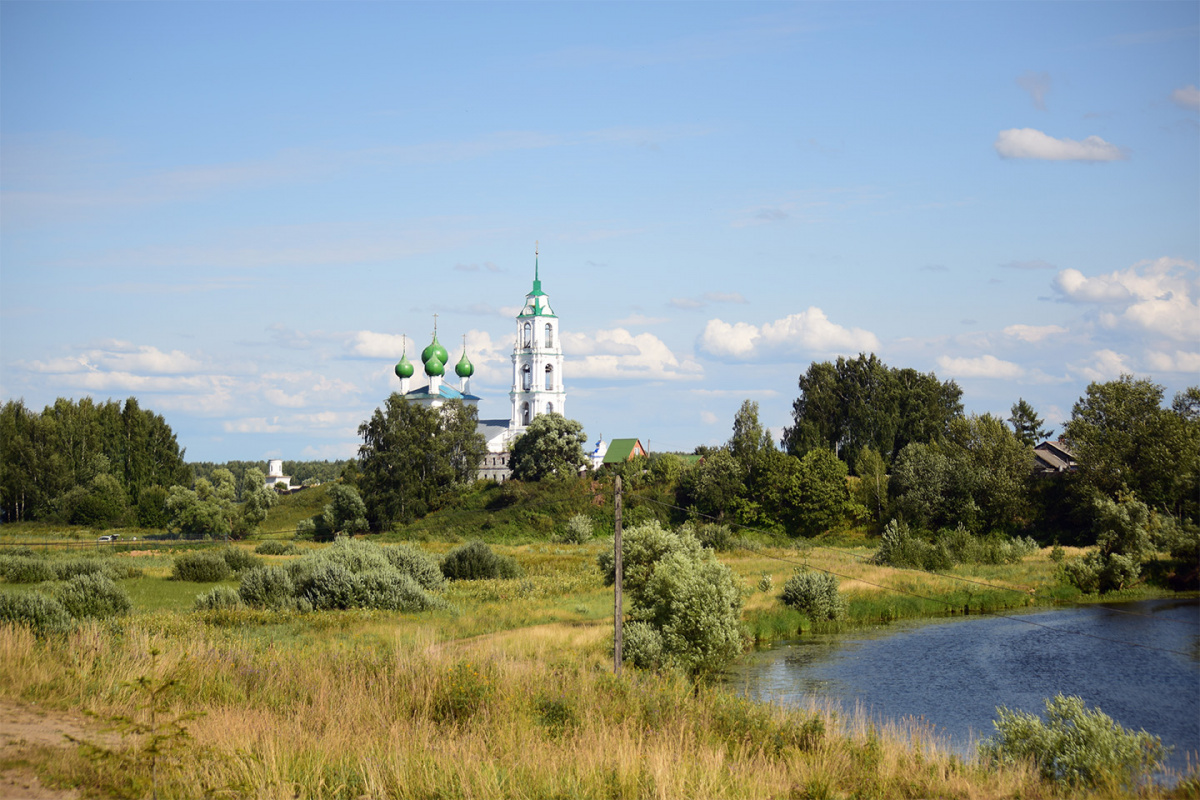 По дорого на Диево-Городище